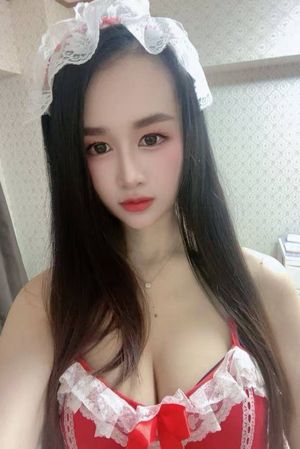 エミ